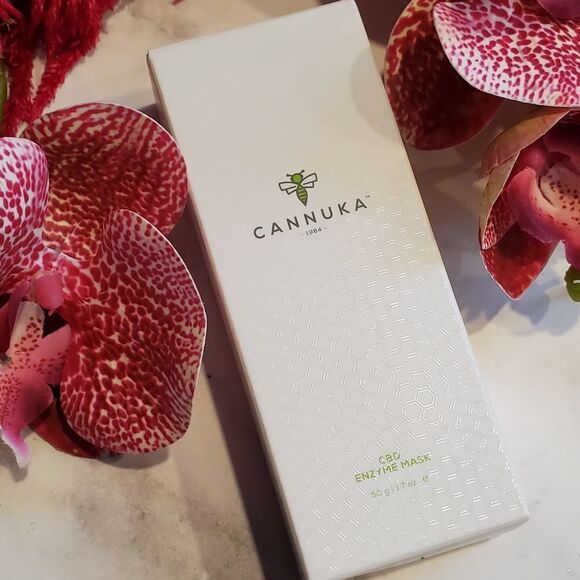 Cannuka CB. D Glow Enyzme Resurfacing Mask With Manuka Honey - Picture 5 of 10